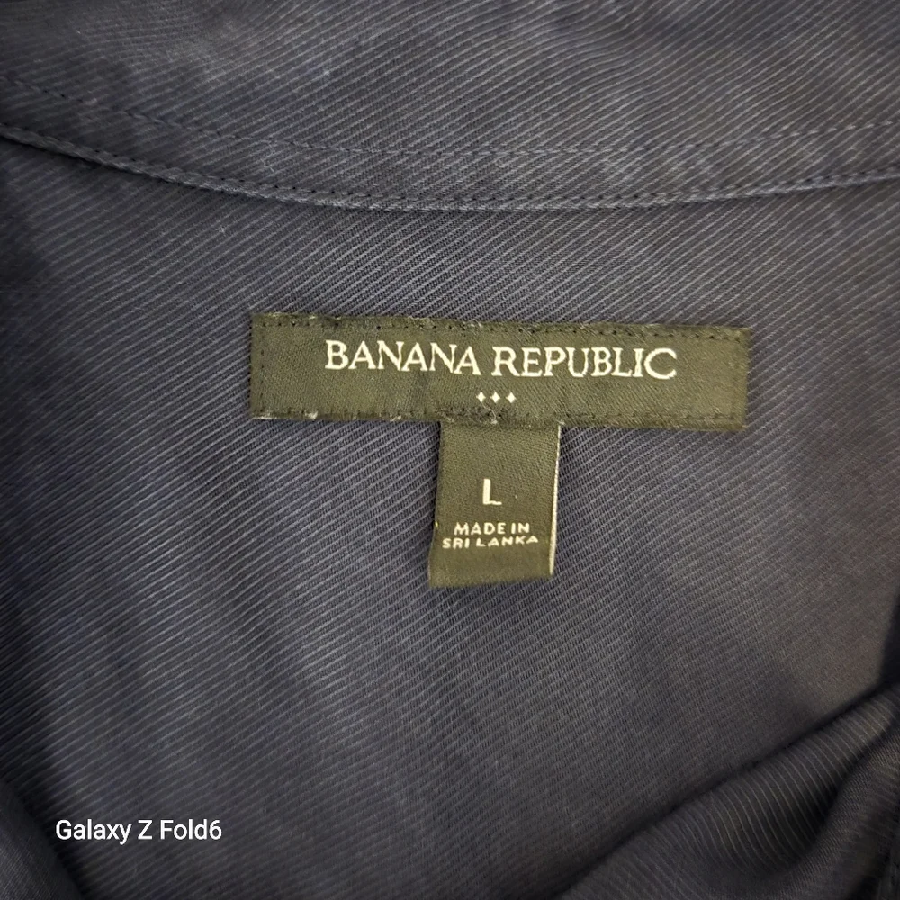 Banana Republic Navy Blue‎ Lyocell Button Down Shirt Long Sleeve Women’s L